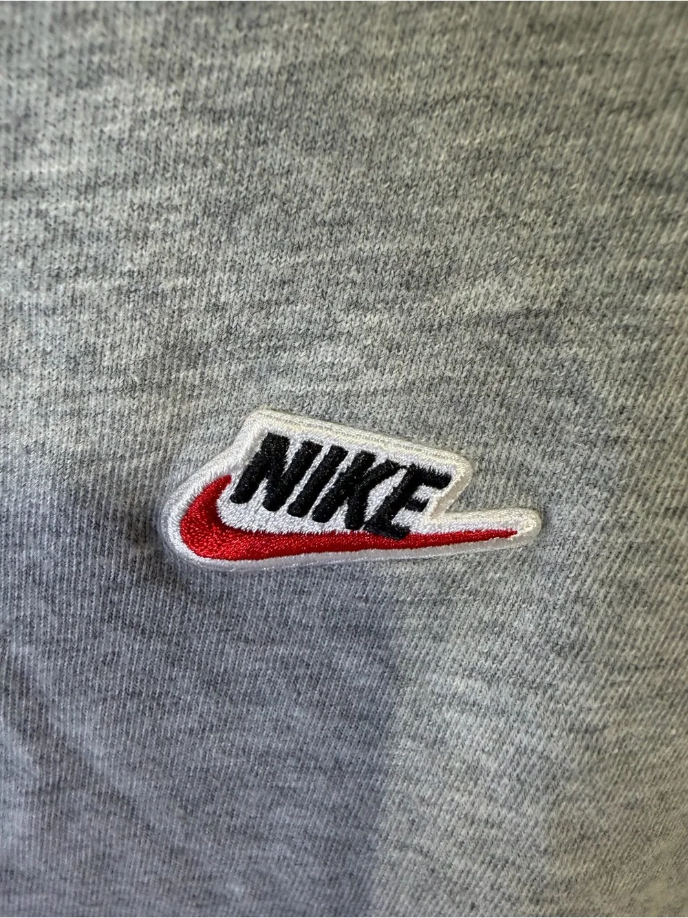 Nike Gray Short-Sleeve Crewneck T-Shirt with Small Logo